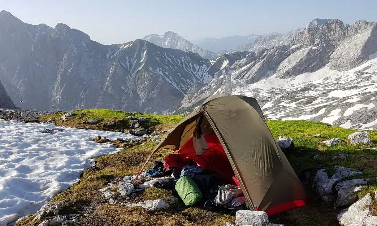 Solo camping in the alps - Solo Camping