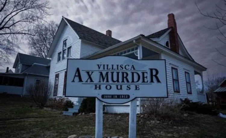 10 Most Haunted Places in the World - The Haunted Villisca Axe Murder House