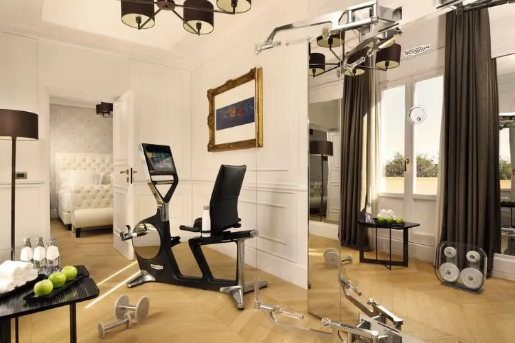 Penthouse Fitness Suite In-room fitness - Hotel Splendide Royal