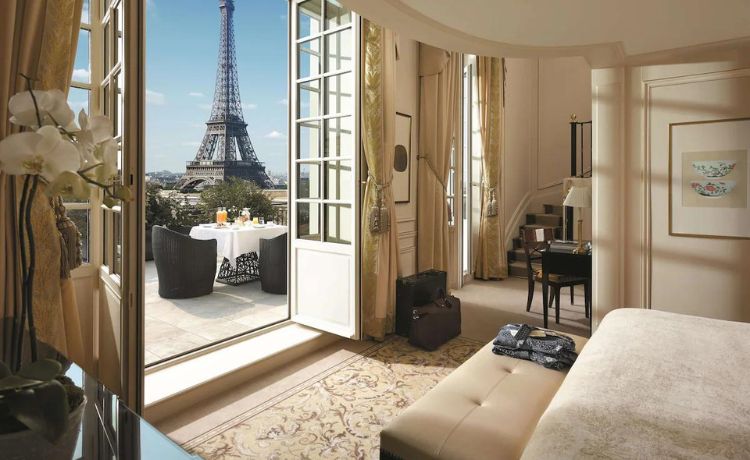 Shangri-La Paris Most Romantic Hotels in Paris