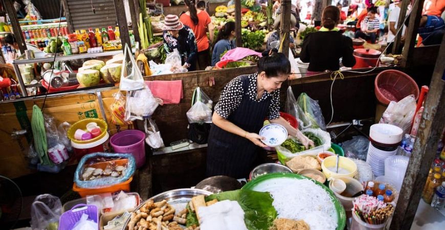 Phnom Penh's Ultimate Street Food Tour